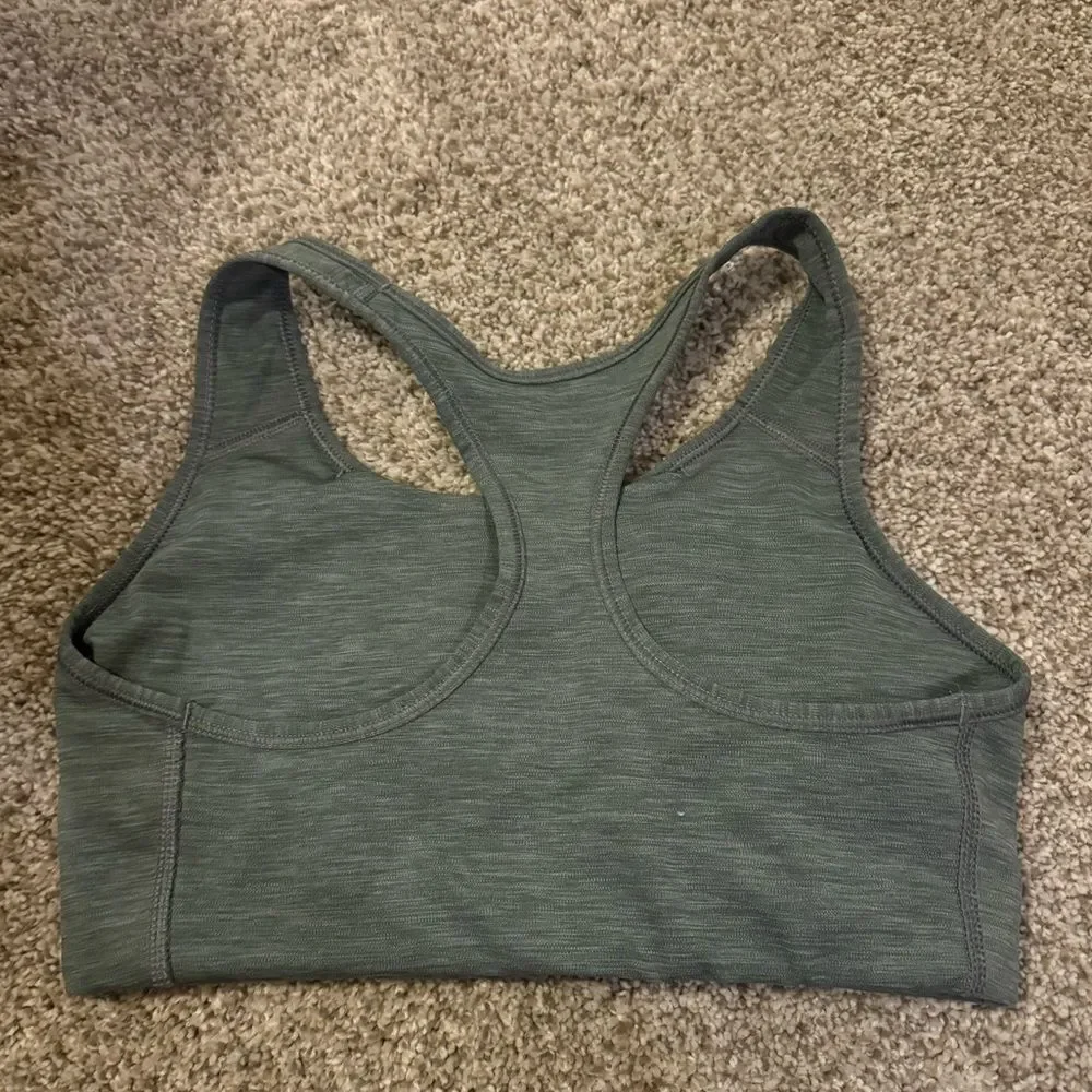 Nike Women's Victory Compression Bra | Medium | Smoke Grey